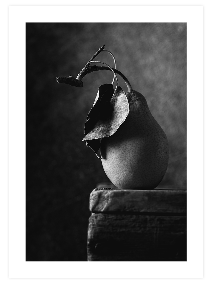 Pear B&W - Art Print Fotoğraflar Poster