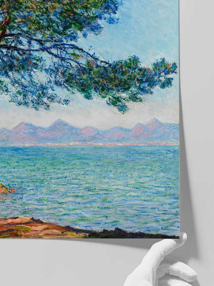 Monet’nin hafif ışıklı Akdeniz manzarası.