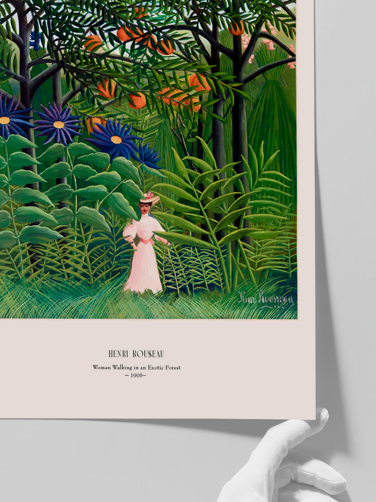 Henri Rousseau Egzotik Bir Ormanda Gezen Kadın - Art Print Poster