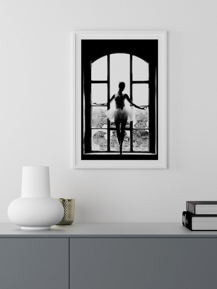 Pointe - Art Print Poster