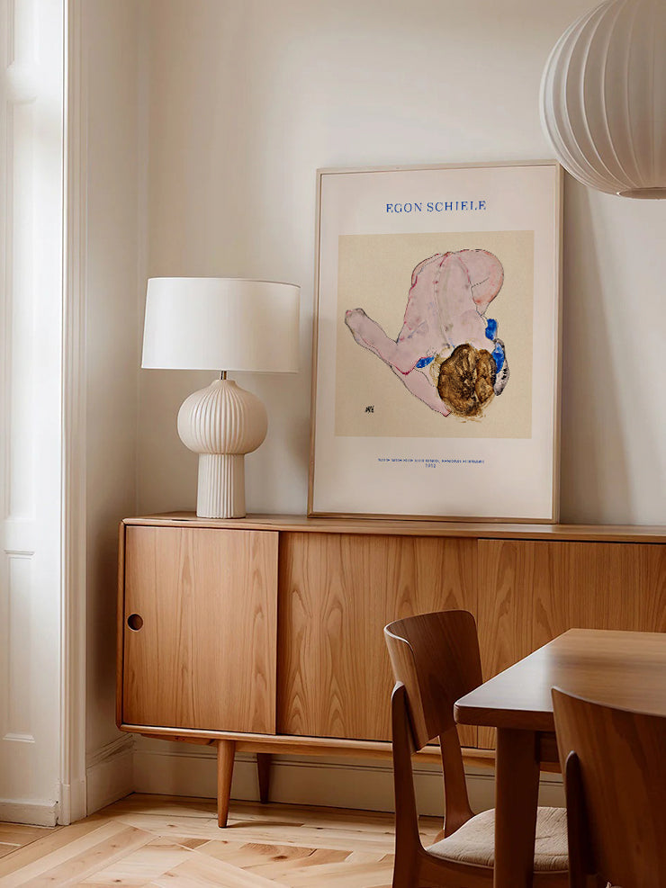 Egon Schiele Nude with Blue Stochings, Bending Forward - Art Print Ürün ikincil görseli