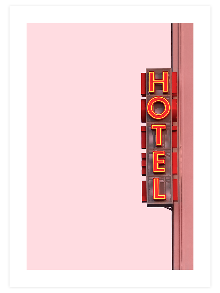 Chic Hotel Poster Seti  Poster