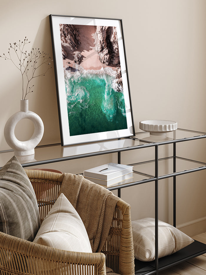 Kayalıklar ve Yeşil Deniz - Art Print  Poster