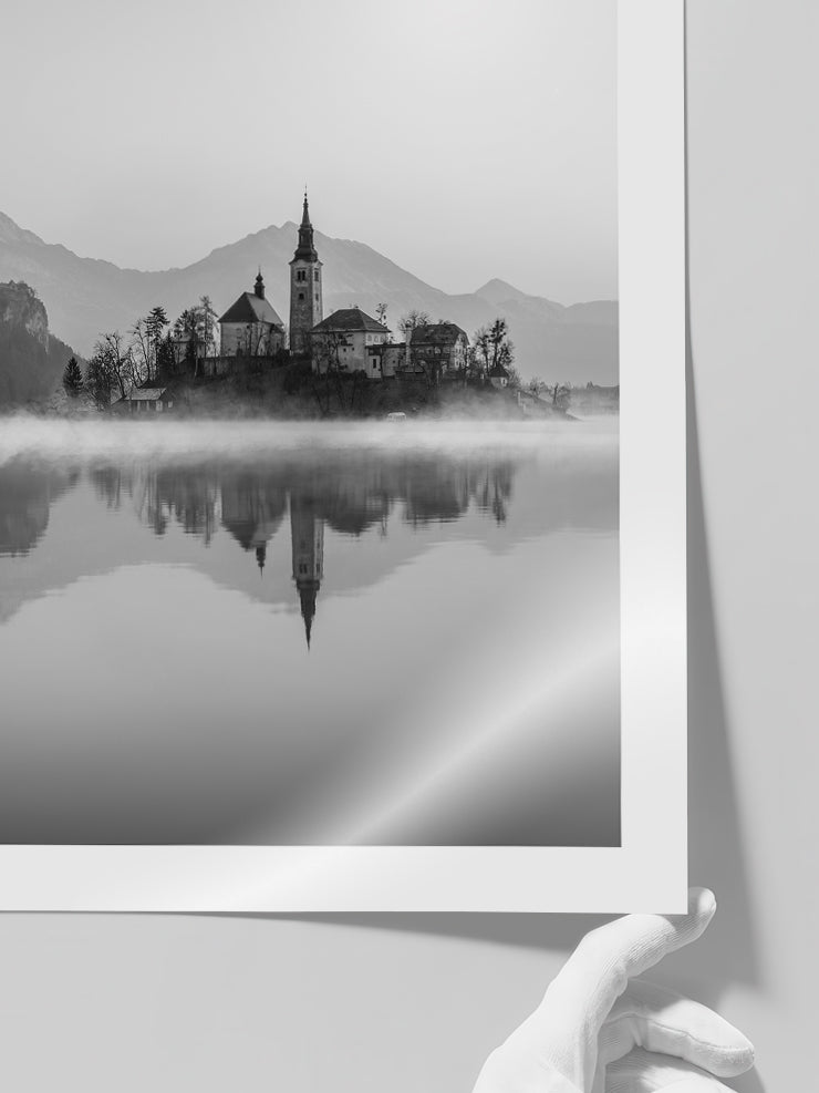 Göldeki Yansıma - Art Print