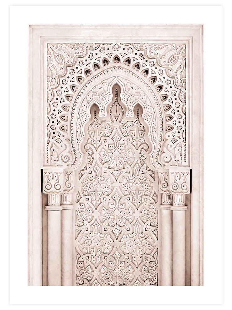 Beige Ensemble Poster Seti