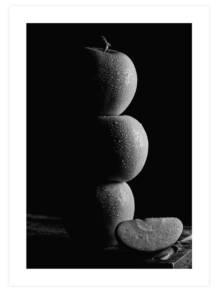 Apples B&W - Art Print Fotoğraflar Poster