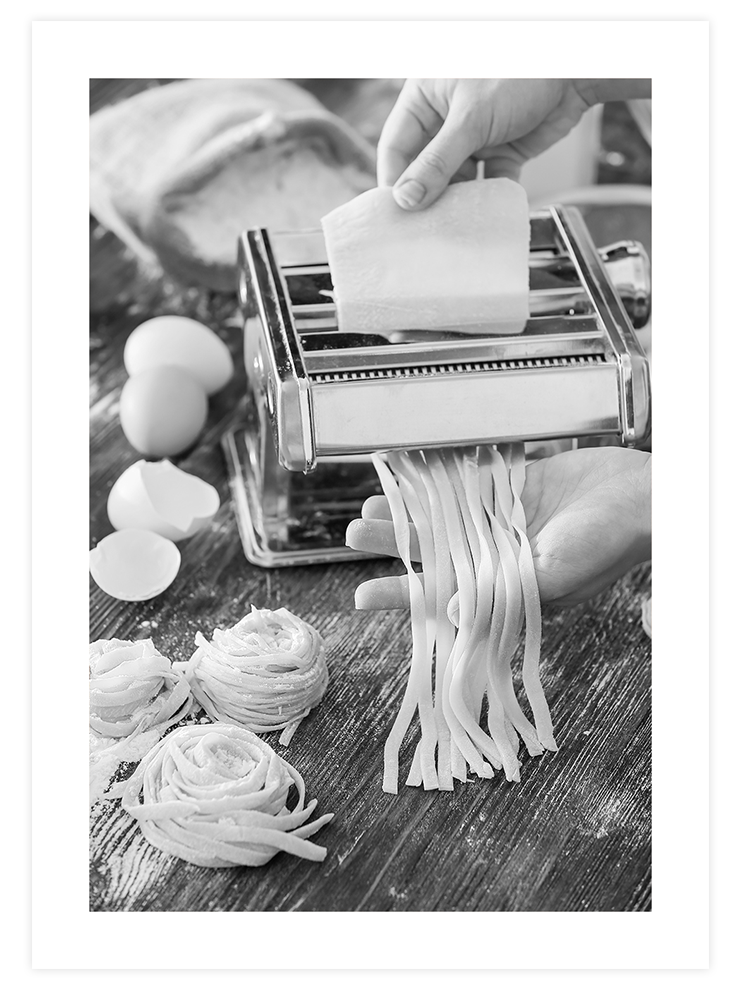 The Art Of Making Pasta N2 - Art Print Fotoğraflar Poster