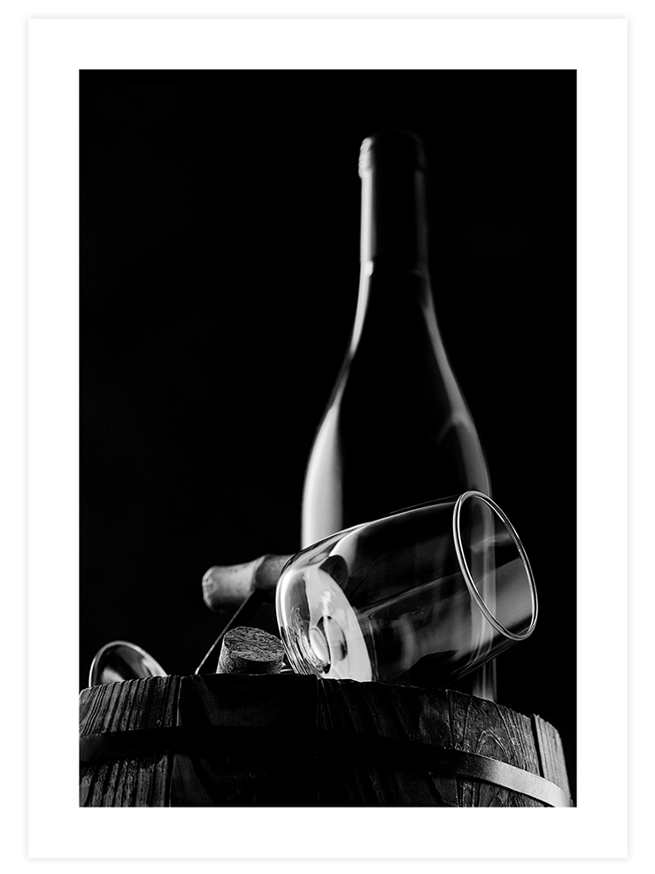 Bottle Of Wine On A Barrel - Art Print Fotoğraflar Poster
