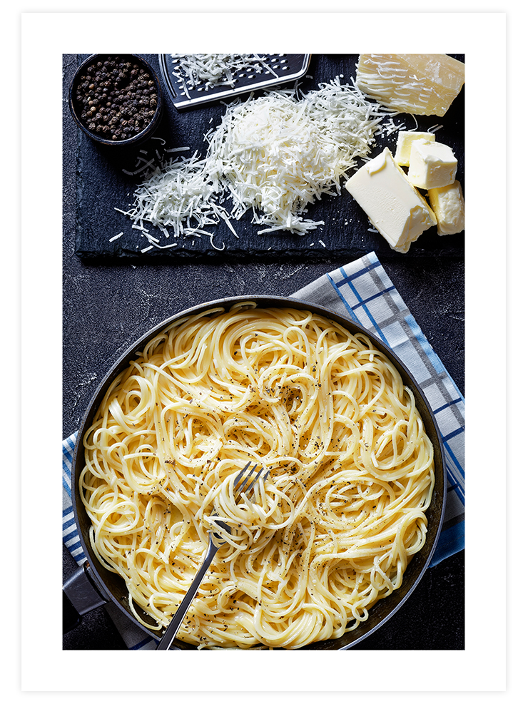 The Art Of Eating Pasta - Art Print Fotoğraflar Poster