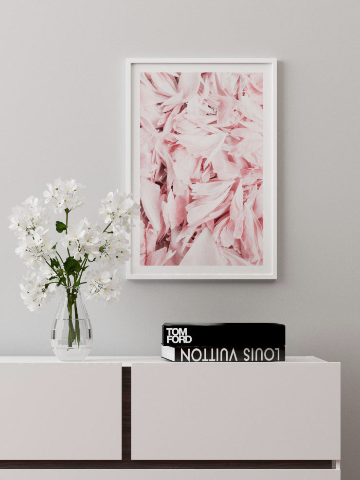 Pembe Çiçek Yaprakları - Art Print Ürün ikincil görseli