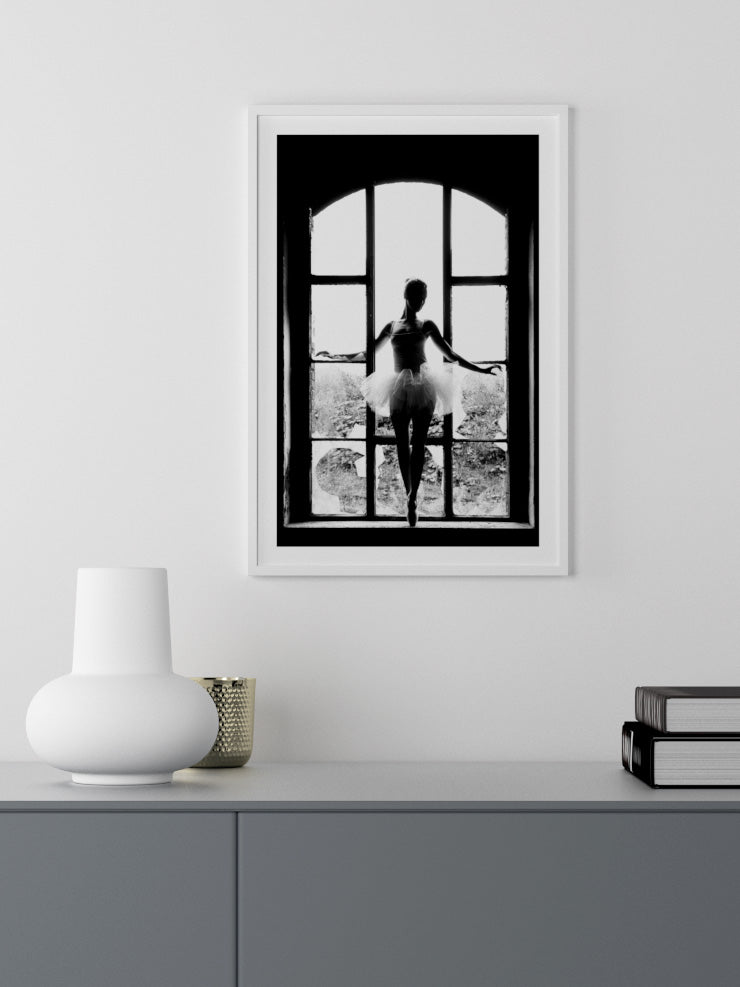 Pointe - Art Print  Poster