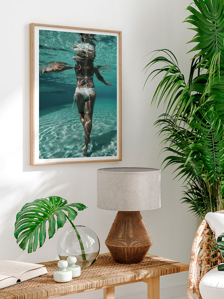 Havuzda - Art Print Ürün ikincil görseli