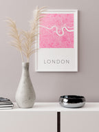 Londra Pembe Hari̇ta - Art Print