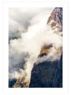 Bulutların Arasında N1 - Art Print