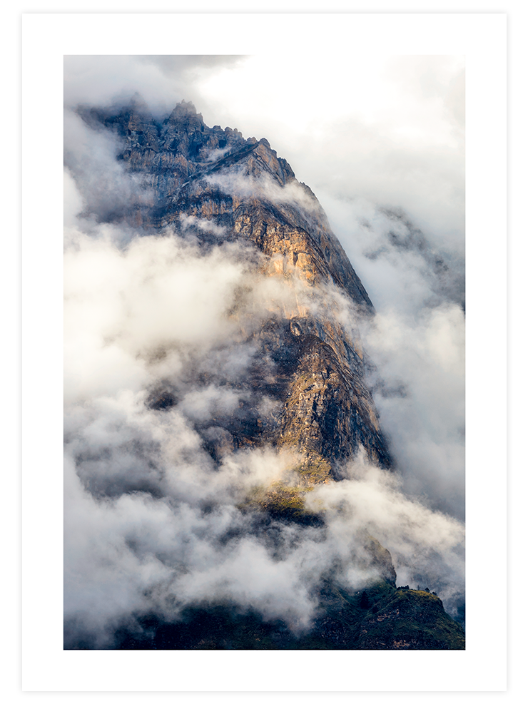 Bulutların Arasında N2 - Art Print Ürün ana görseli