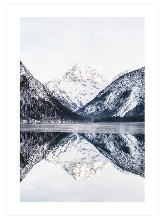 Dağın Yansıması - Art Print