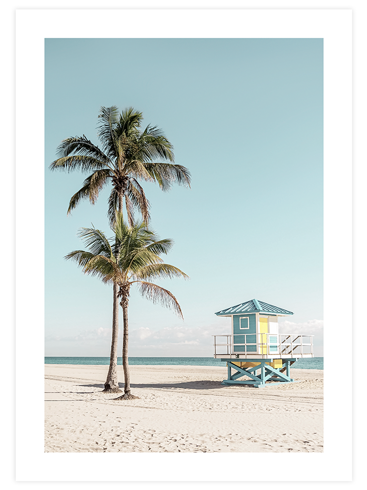 Kumsalda İki Palmiye - Art Print