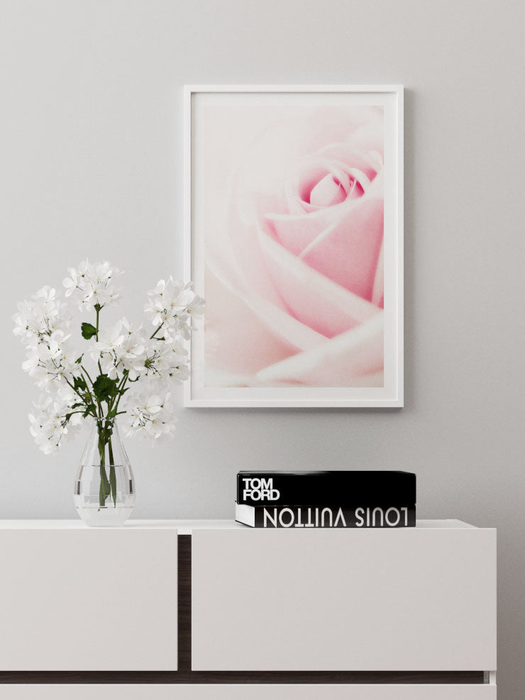 Essence Rose - Art Print Ürün ikincil görseli